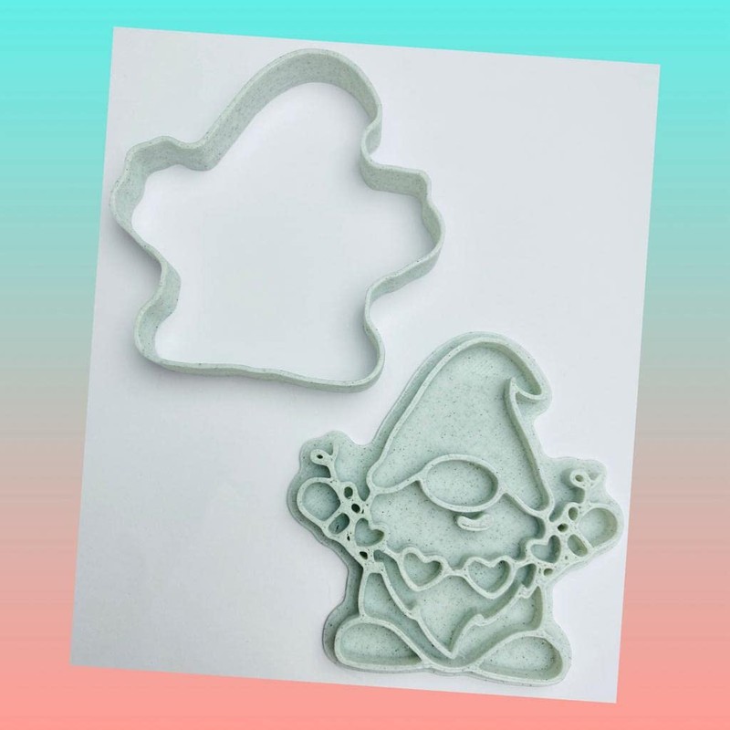 Set of 3 Valentine Love Gnome Cookie Cutters