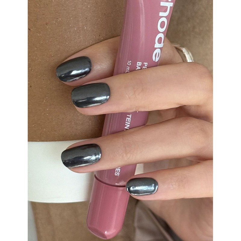 Ohora N Boba Chrome Nail