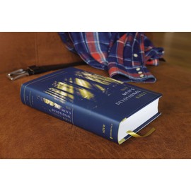 NIV, Men's Devotional Bible (By Men, for Men), Hardcover, Comfort Print