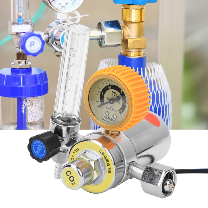 Carbon Dioxide Decompressor Heating Reducer Zinc Alloy Female Thread G5/8in