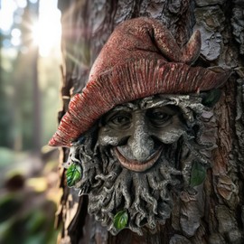 Abia Jaeia Tree Face Sculpture, Funny Red Cap Old Man Tree Hugger Statue, Indoor & Outdoor Creative Props for Garden and Home,9" x 7" x 2.4"