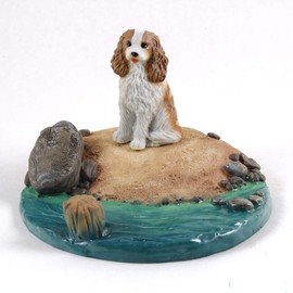 Conversation Concepts Everyday Life Collectible Cavalier King Charles Spaniel Brown and White Figurine- Adorable Lifelike Figurine- Home Desk Nursery Décor Sculpture, Statue