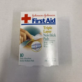 Johnson & Johnson ( 2 ) Johnson & Johnson First Aid  Triple Layer Non Stick pads 2" x 3"