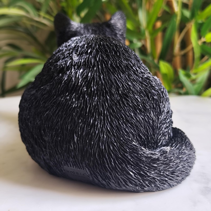 Vivid Arts Dreaming Cat Black & White Ornament – Peaceful