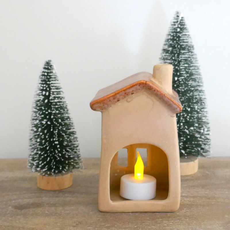 Light House 14 cm Made of Kramik with Heart as