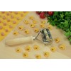 Art.18 Tagliapasta Dentato 8 Quadri al Giro, Acciaio Inossidabile, Marrone