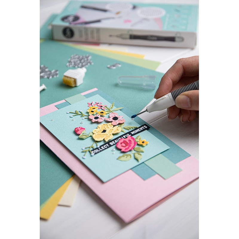 Thinlits 14 Piece Brush Stroke Flower Mini Die Set by