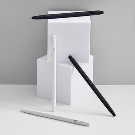 Monami [Monami | Free Engraving] 153 Black & White
