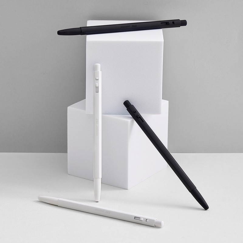 Monami [Monami | Free Engraving] 153 Black & White