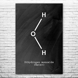 Water H2O Molecule Poster Print, Science Teacher Gift, Student Gift, Chemistry Art, Classroom Decor, Lab Technician Gift Black Chalkboard (20 inch x 30 inch)