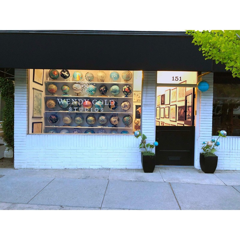 Dreams and Memories Custom World Push Pin Travel Map