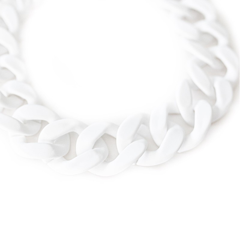 Matte Acrylic Resin Chunky Chain Link Statement Necklace (White)
