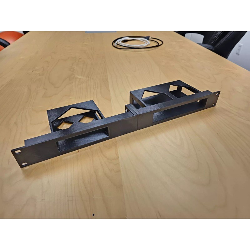 OC200 ER605 Rack Mount brackets