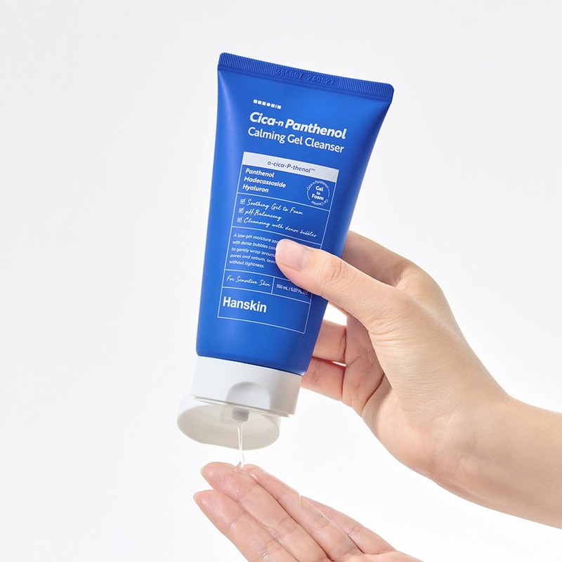 Hanskin Cica Panthenol Soothing Gel Cleanser 150ml