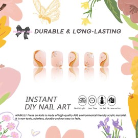 Press on Nails Short Square Petite Fake Nails Nude Pink Full Cover White Daisy False Nails with Light Yellow Swirl Designs Glossy Glue on Nails Spring Summer Acrylic Artificial Nails for Women Girls