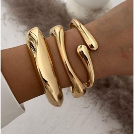 IQPDYV Gold Bangles for Women 3Pcs Chunky Gold Bangle Bracelets for Women Trendy Wide Wrist Cuff Bracelets Twisted Hinged Stackable Bangle Bracelet Set Fashion Jewelry Gifts (Style 3Pcs Gold)