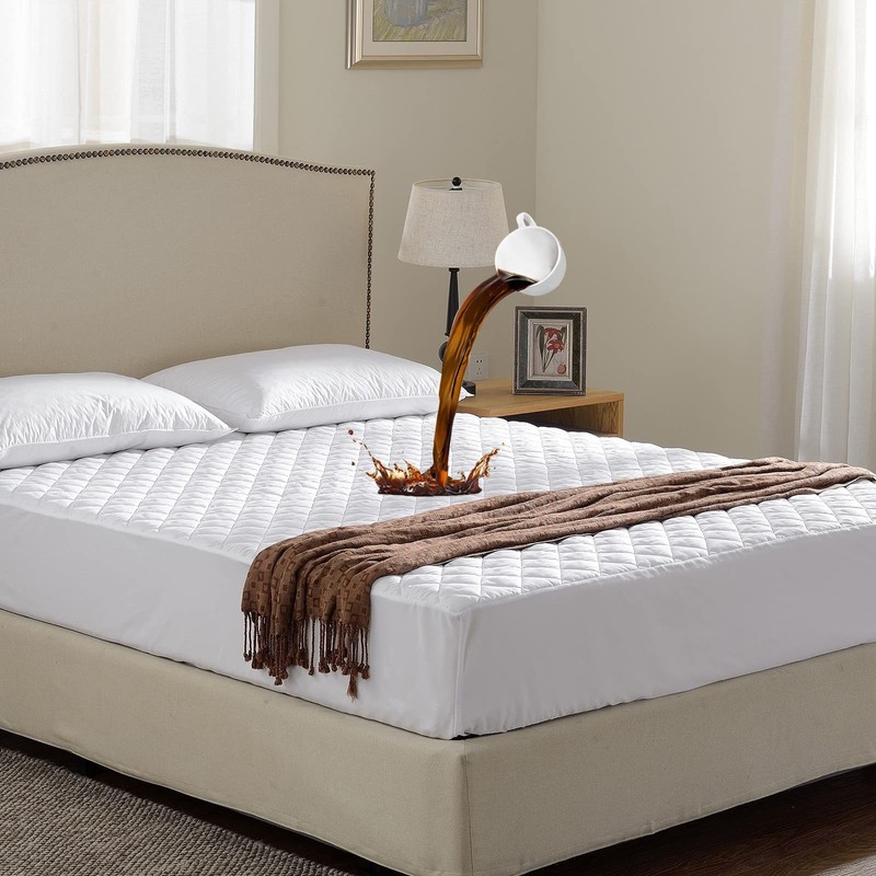 Small Double Quilted Waterproof Mattress Protector Hypoallergenic and Noiseless Fitted