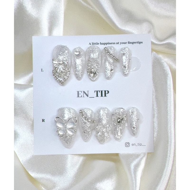 Crystal Snow Glow Handmade Nail Tips - Short Square /