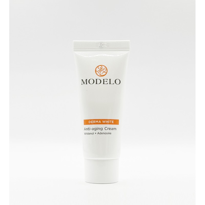 Modelo Travel 4-Piece Kit Travel 4-Piece Set Cleansing Toner Cream