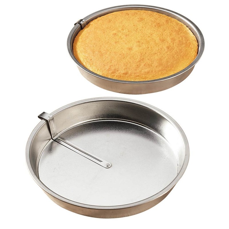 WalterDrake Set of 2 Easy Release Cake Pans, Made of