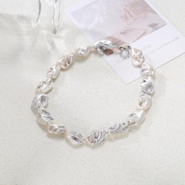 Flyonce Baroque Pearl Shell Choker Necklace for Women, Fashion Trendy Boho Irregular Seashell Necklaces Summer Beach Jewelry Gifts Cream