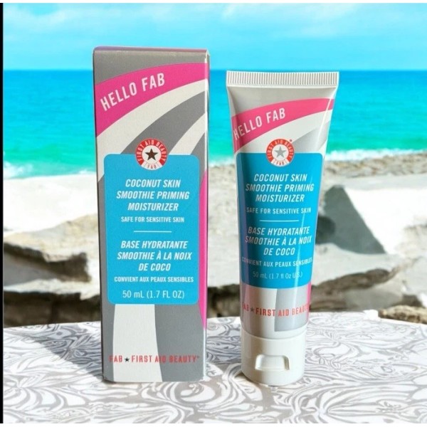 FIRST AID BEAUTY Coconut Skin Smoothie Priming Moisturizer 1.7 Fl