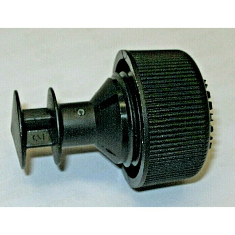 FLEETGUARD ~BRAND NEW~ OEM FLEETGUARD POWER STEERING RESERVOIR VENTED FILL