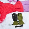 Vaveren 2Pcs Ski Glove Wrist Strap Sport Glove Strap Gloves