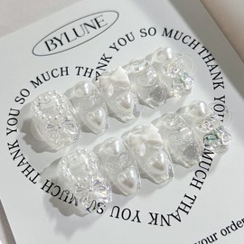 Transparent Pearl Handmade Nail Tips Clear Ice Nail Tips - Short Oval / 투명 진주 수제네일팁 클리어 얼음 네일팁 - 숏오발