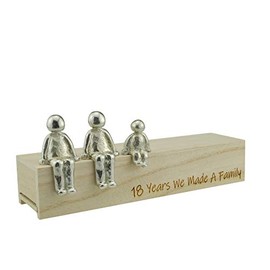 Pirantin 18th Anniversary Idea - 18 Years We Made A Family Metal Ornament - Choose Your Family Combination (1 Child)