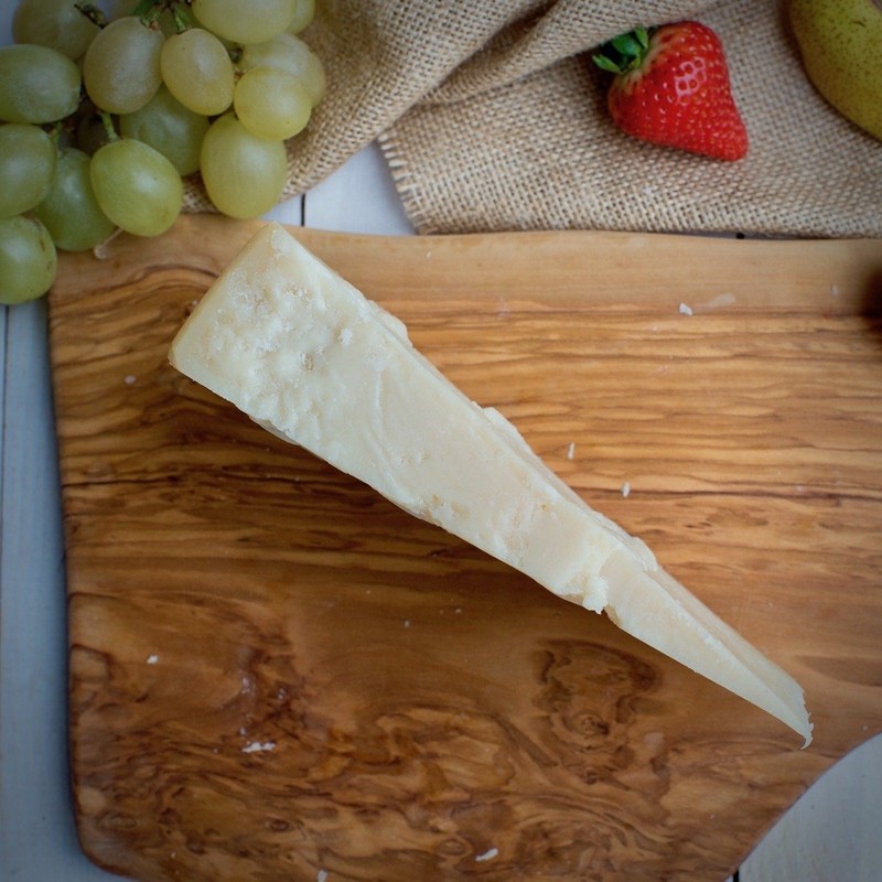 Parmigiano Reggiano DOP stagionato 18 mesi Selezionato (0.6)