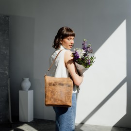 Berliner Bags Vintage Schultertasche Sofia, Umhängetasche aus Leder mit 2 Riemen, Handtasche für Damen - Braun