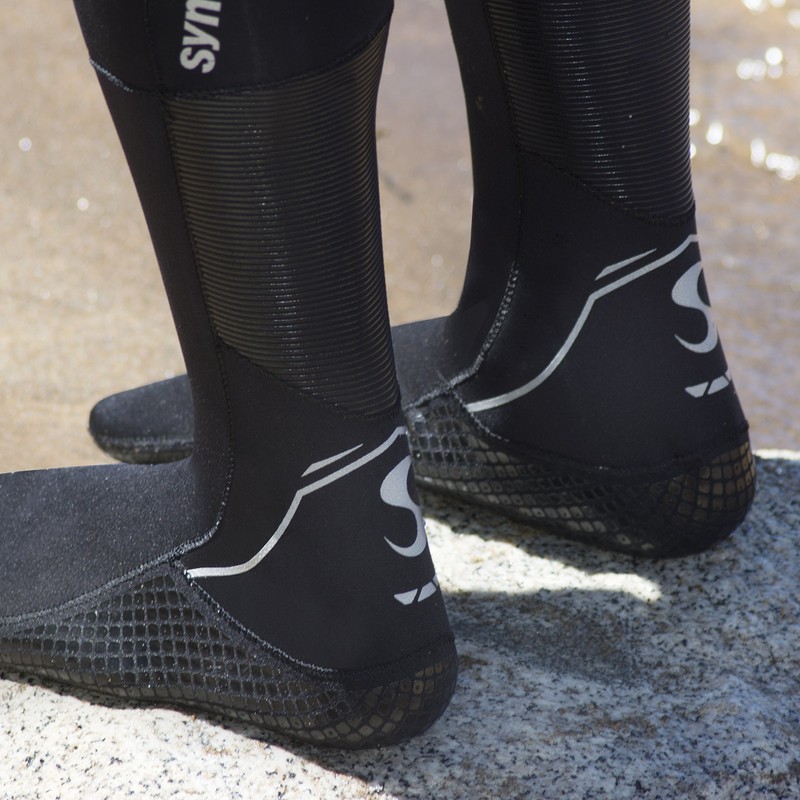 Synergy Swim Socks Neoprene Swim Booties (Black, Large)