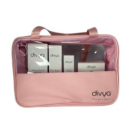 DIVYA l Kit Proteccin Facial 41 Cosmetiquera de Regalo, Limpiador, Exfoliante, Serum con Vitamina C y Primer con Protector Solar                      