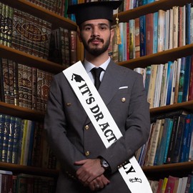 Graduation It's Dr Actually White Satin Sash Congrats Doctorate Degree Sash 2025 Graduation Party Decorations for Doctorate Graduation Celebration Party Supplies Decorations