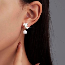 TseenYi Crystal Butterfly Pearl Drop Earrings Vintage Pearl Earrings Black Enamel Butterfly Earrings Small Butterfly Stud Earrings Pearl Bridal Earrings Jewellery for Women and Girls, Crystal