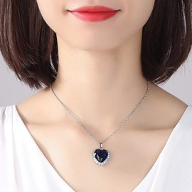 HMOOY Titanic Heart of the Ocean Necklace, Blue Love Pendant Necklace Ruby Heart Gemstone Pendant Necklace Heart of the Ocean White Gold-Plated Cubic Zirconia Necklace Fashion Jewellery for Women