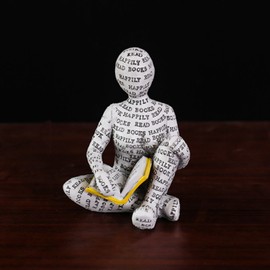 Reading Women Figurine, Thinker Statue，Modern Bookshelf Decor，Aesthetic Sculpture，Room Decor Modern Abstract Decoration on Shelf Table Desk for Living Room Office Bedroom