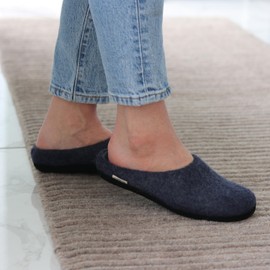 Nootkas Felted Merino ol 'Astoria' Mule House Slipper (Indigo/Black, 36)