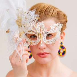 Bead Dangle Earring for Women Mardi Gras Mask Earrings Carnival Beaded Hat Pendant Earrings Dionysia Umbrella Drop Dangle Earrings Holiday Beads Earrings Mardi Gras Theme Earrings