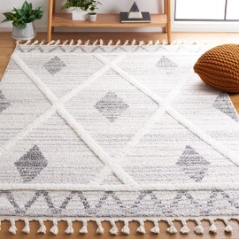 SAFAVIEH Moroccan Tassel Shag Collection Area Rug - 5'3" x 7'6", Beige & Grey, Boho Design, Non-Shedding & Easy Care, 2-inch Thick Ideal for High Traffic Areas in Living Room, Bedroom (MTS642A)
