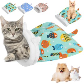 agoname Cat Winter Sleeping Bag, Cat Sleeping Bag for Indoor Cats, Cozy Soft Cat Bed, 360° Warm Semienclosed Soft Plush Large Cat Sack Cat Bed, Pet Snuggle Sack for Cats 4-7.5kg (Green, 21.65x17.7in)