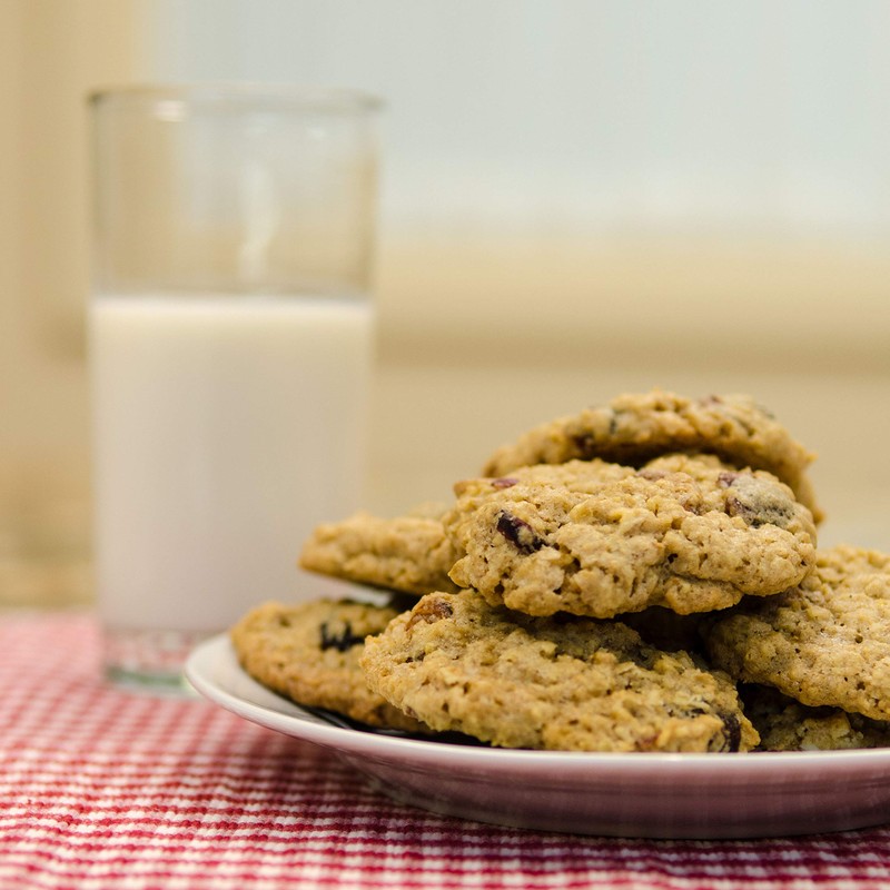 Bob's Red Mill Instant Rolled Oats, 32-ounce (Pack of 4)