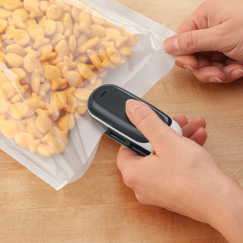 Mini Bag Sealer, Features Removable Hook for Hanging Storage and