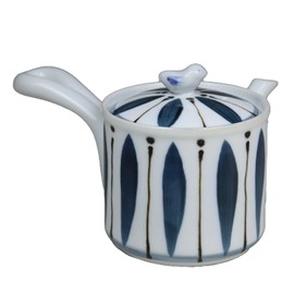 Yusen Roman Light Small Teapot with Tea Strainer, Made in Japan, Hasamiyaki, Rust Tokusa