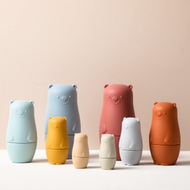 OESSUF 8 Pieces Silicone Nesting Dolls Russian Matryoshka Doll Montessori Educational Toy for Kid Boys Girls Bears Stacking Nesting Toys Set for Toddlers 3 Years Up