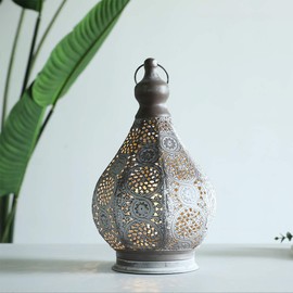 JHY DESIGN Moroccan Style Vintage Lantern Metal Table Lamp Battery Powered 11.5" Tall Cordless Lamp Desk Lamp with Edison Bulb for Living Room Bedroom Weddings Parties Garden Lounge Outdoor Indoor