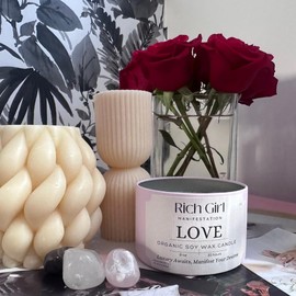 Love Crystal Candle for Manifestation – Rose Quartz & Clear Quartz – Spiritual Soy Wax Candle with Wooden Wick for Love, Self Love