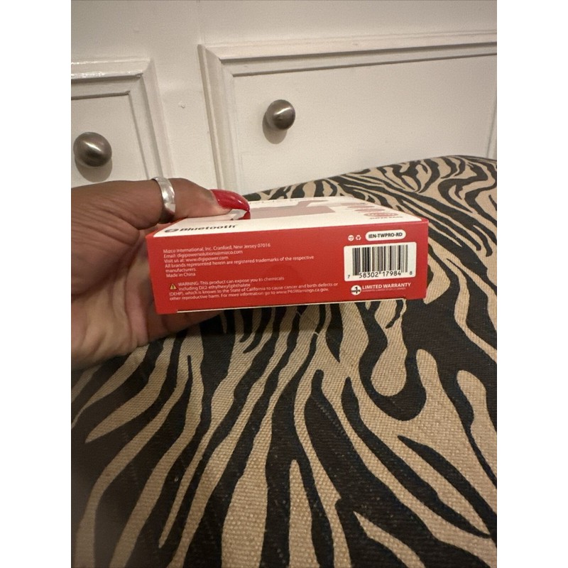 iessentials Pro True Wireless Earbuds ( Bluetooth)