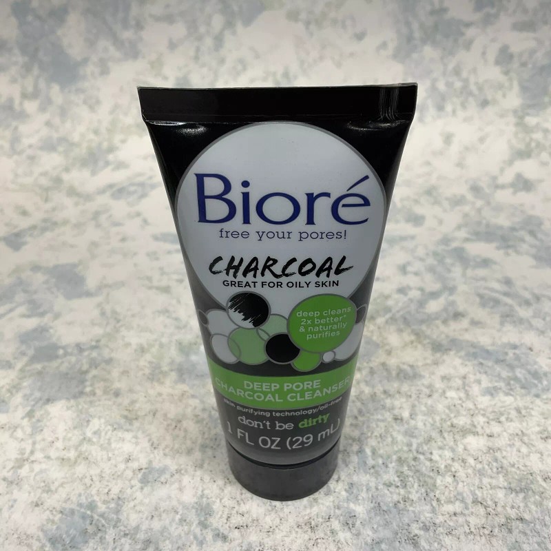 Bioré Biore' Charcoal Deep Pore Charcoal Cleanser Travel Size 1oz